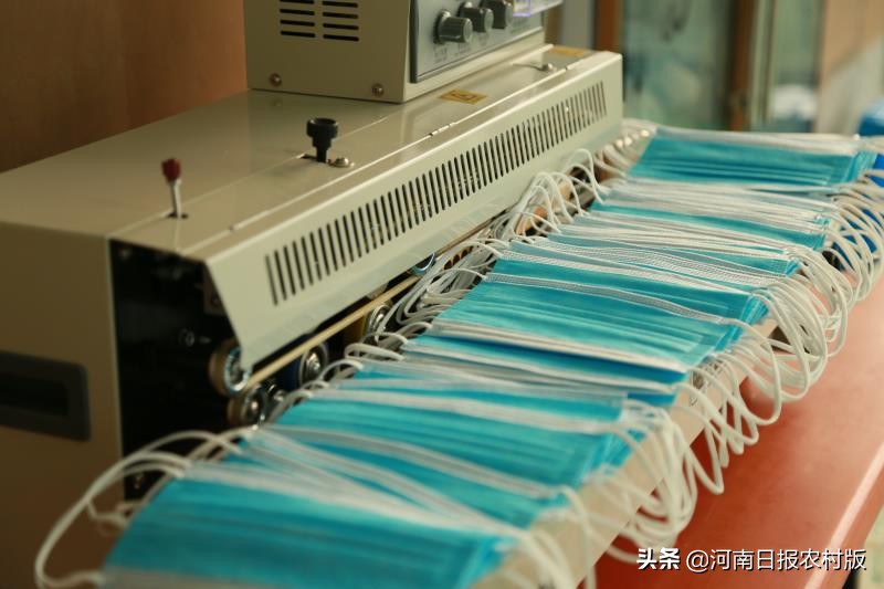 熱烈祝賀育嘉紡織有限公司被推選為“質(zhì)量、服務(wù)、誠(chéng)信AAA級(jí)企業(yè)”