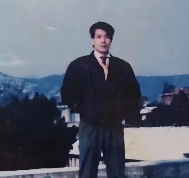 第五屆當(dāng)代實力派優(yōu)秀作家——張建國