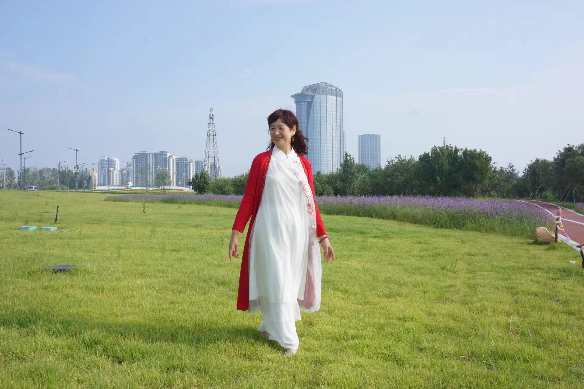 第六屆中國當(dāng)代實(shí)力派優(yōu)秀作家  張桂珍