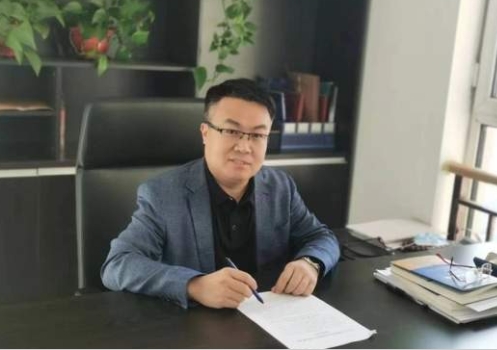 第八屆全國道德教育新聞人物——李剛鋒 